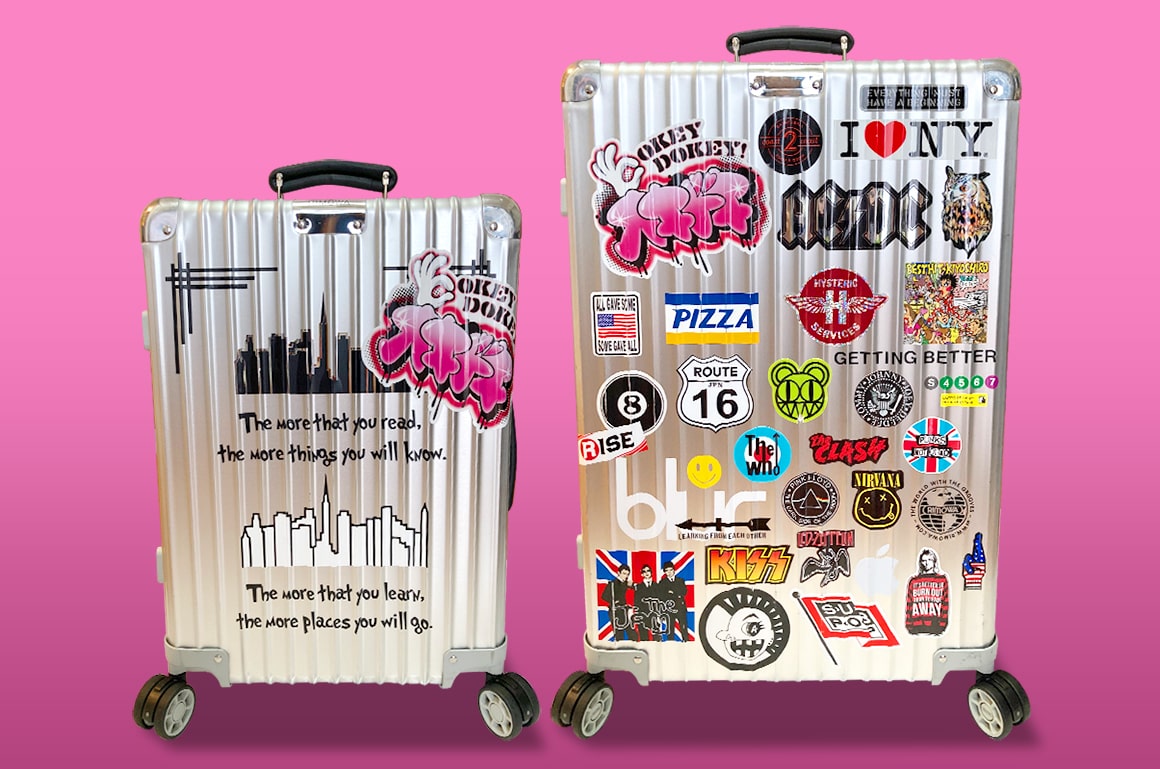 VandalSpirit（ヴァンダルスピリット）のオリジナルレタリングのカタカナグラフィティ（アートスタイルの落書き）ステッカーを貼ったリモワのスーツケースの写真